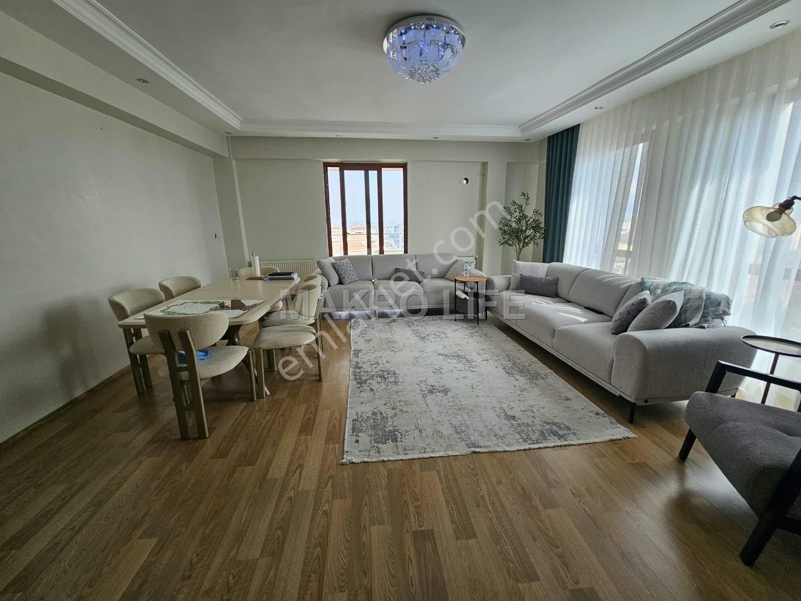 Üçkuyularda Geniş 4+1 Satılık Fırsat Daire — fotoğraf 3