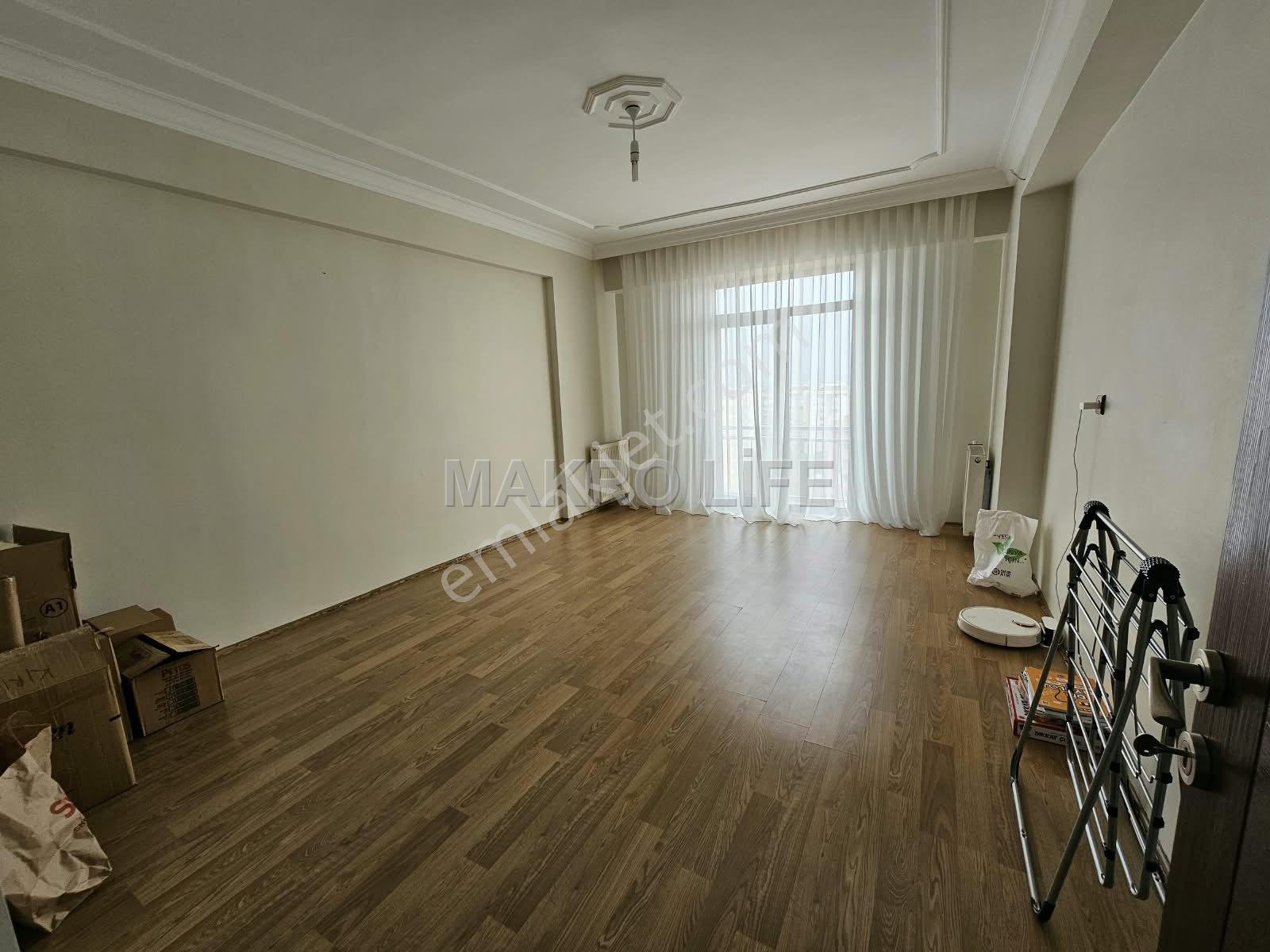 Üçkuyularda Geniş 4+1 Satılık Fırsat Daire — fotoğraf 12
