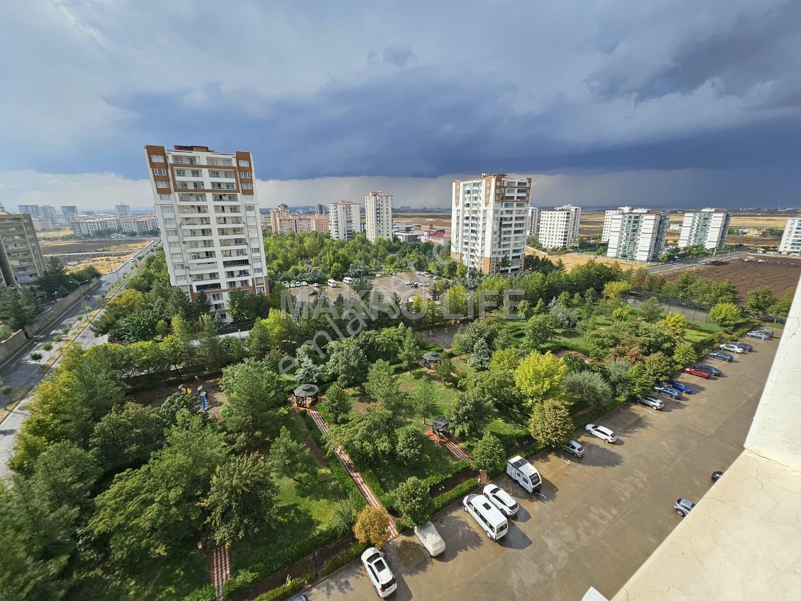 Üçkuyularda Geniş 4+1 Satılık Fırsat Daire — fotoğraf 28