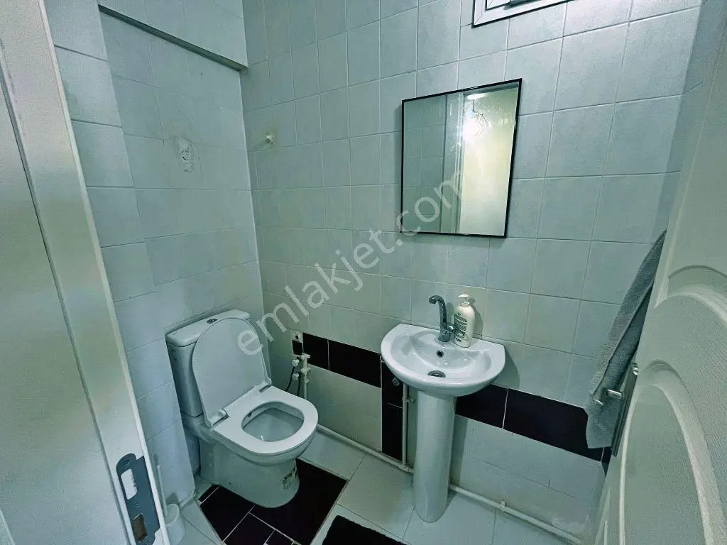 Yetkisi Uytundan Güzelyalıda Poligonmetro Dibi Sahile 400 Mt 3+1 — fotoğraf 9