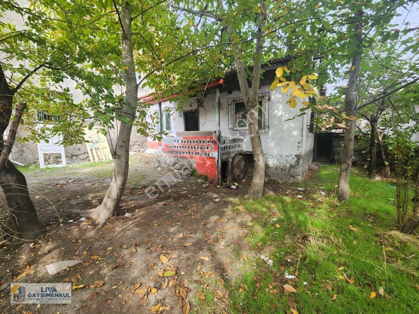 Karabük Atatürk Mahallesinde Satılık 2+1 Müstakil Ev Ve Bahçesi — fotoğraf 4
