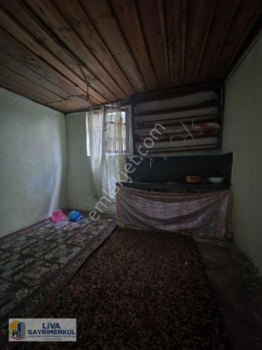 Karabük Atatürk Mahallesinde Satılık 2+1 Müstakil Ev Ve Bahçesi — fotoğraf 15
