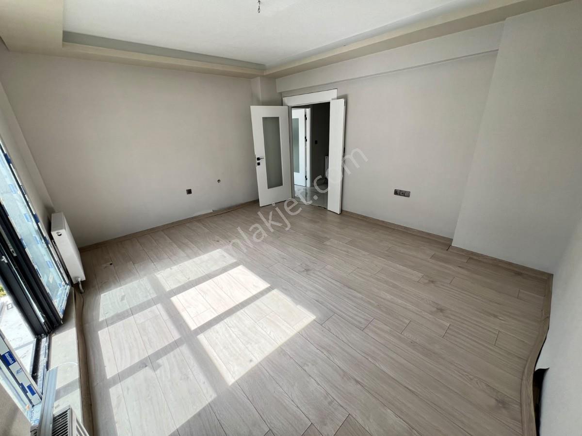 Sincan Plevne Mah 2+1 Ara Katta Asansörlü Sıfır Satılık Daire — fotoğraf 5