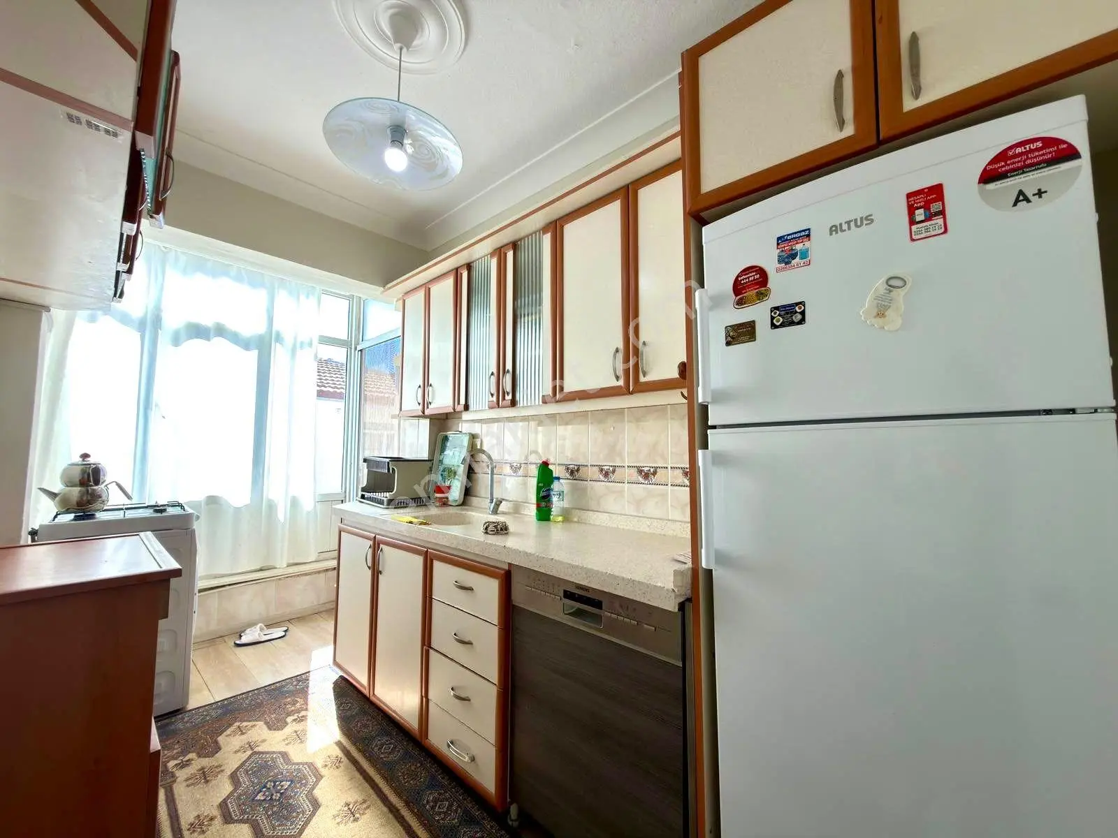 Referans'tan Akçay Merkez'de Denize 200 Metre Ön Cephe Eşyalı 2+1 Daire — fotoğraf 11
