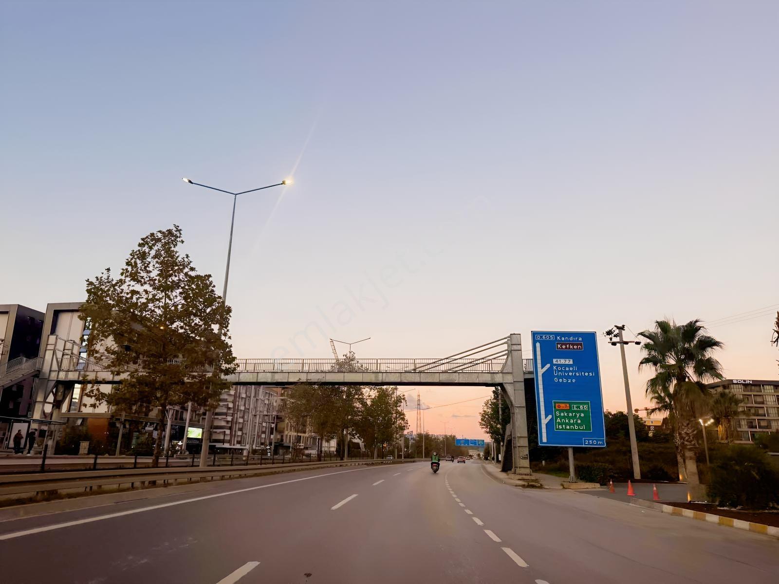 İzmit Karadenizliler Mahallesinde 252 M² Köşe Parsel Ticari Y — fotoğraf 38