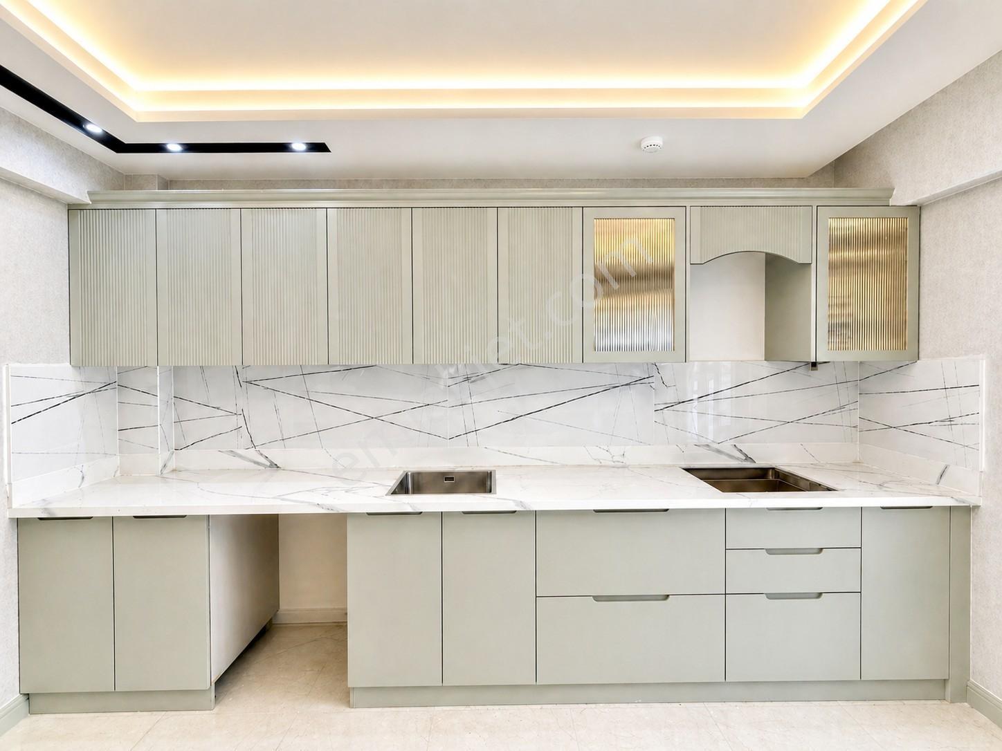 Göktürk'te Yerden Isıtma Şık Tasarım Geniş Balkon Lüx2.5+1 Daire — fotoğraf 33