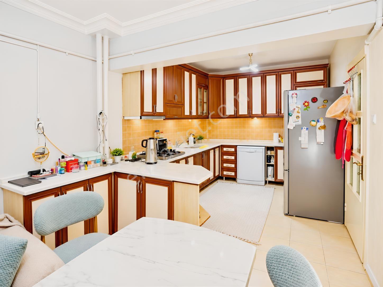 Sm Emlaktan Saray Fatih Mah 3+1 Geniş Ferah 185 M2 Satılıkdaire — fotoğraf 15