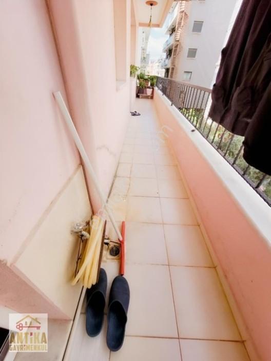 50. Yıl Okulu Yanında Temiz,bakımlı,masrafsız Daire-antika'dan — fotoğraf 18