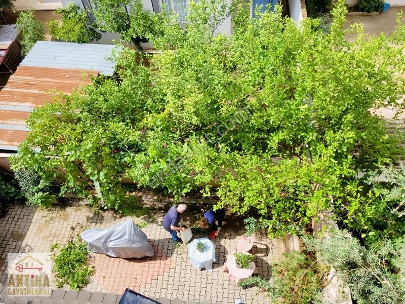 50. Yıl Okulu Yanında Temiz,bakımlı,masrafsız Daire-antika'dan — fotoğraf 21