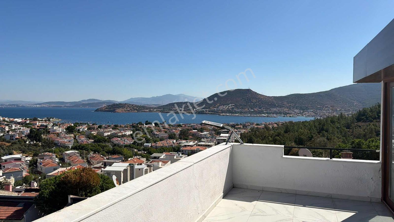 Yeni Foçada Kusursuz Deniz Manzaralı 4+1 Özel Villa — fotoğraf 8