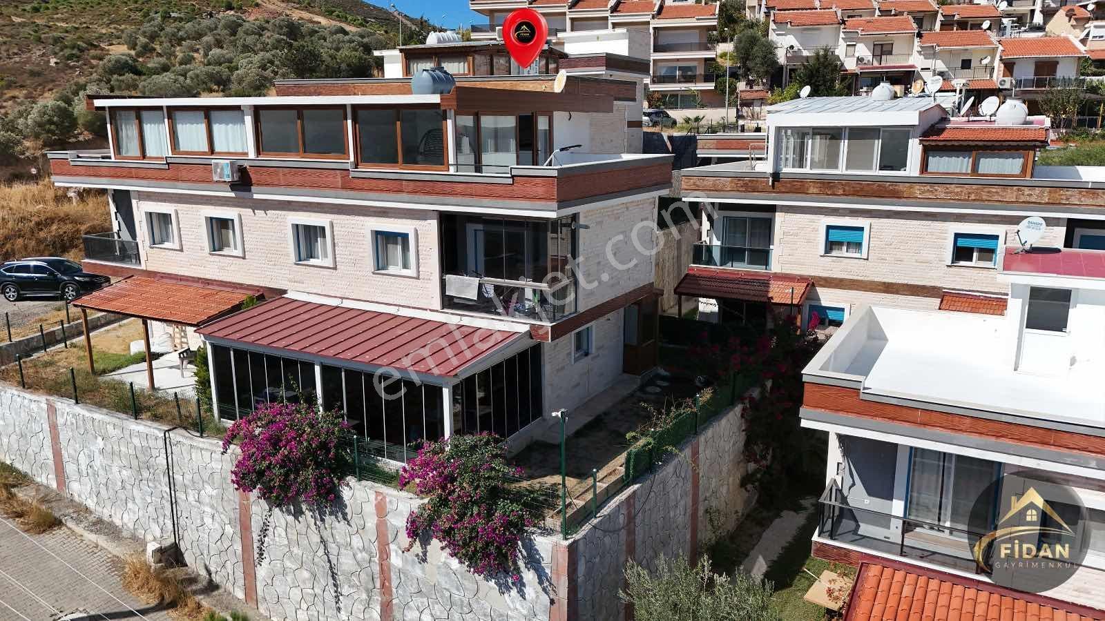 Yeni Foçada Kusursuz Deniz Manzaralı 4+1 Özel Villa — fotoğraf 16