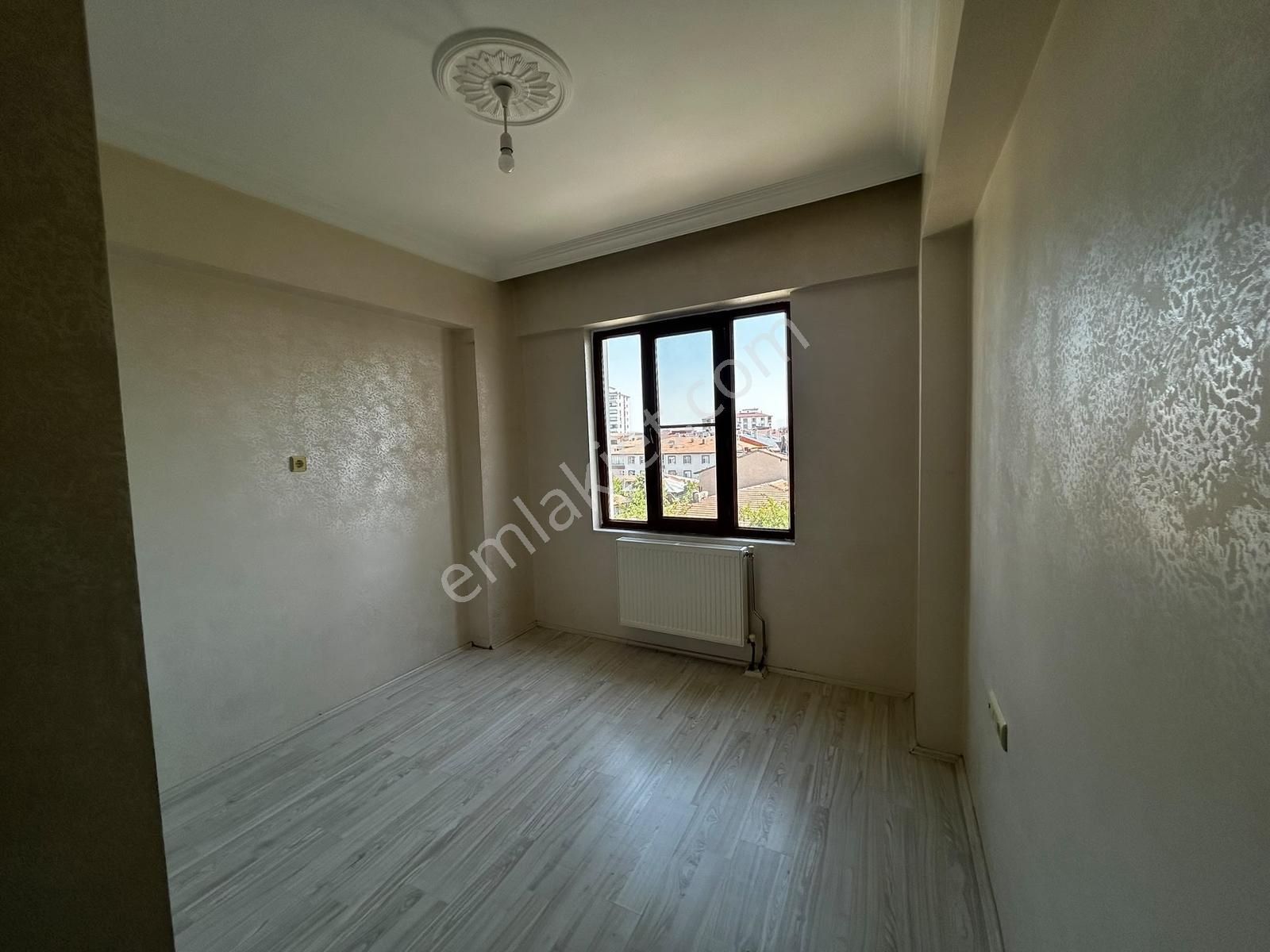 Yeni Mahalle'de 3+1 9 Yaşında Satılık Daire — fotoğraf 9