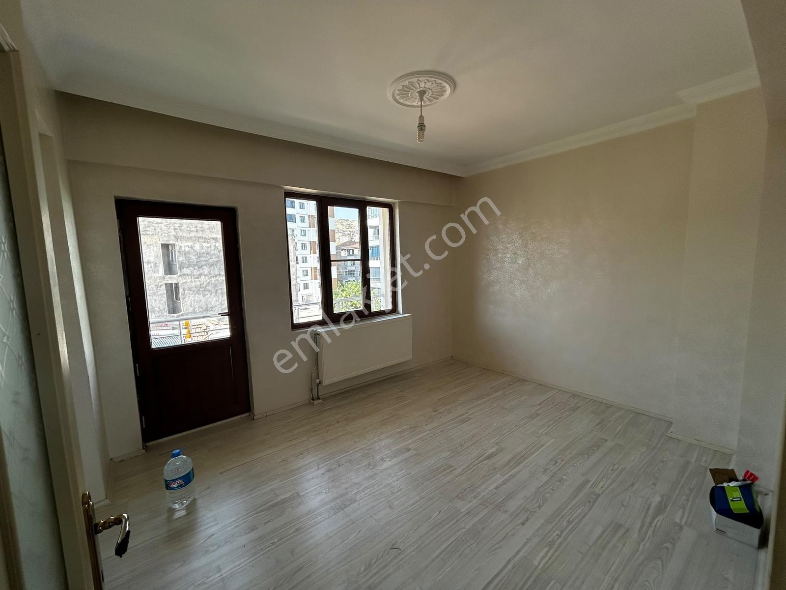 Yeni Mahalle'de 3+1 9 Yaşında Satılık Daire — fotoğraf 10
