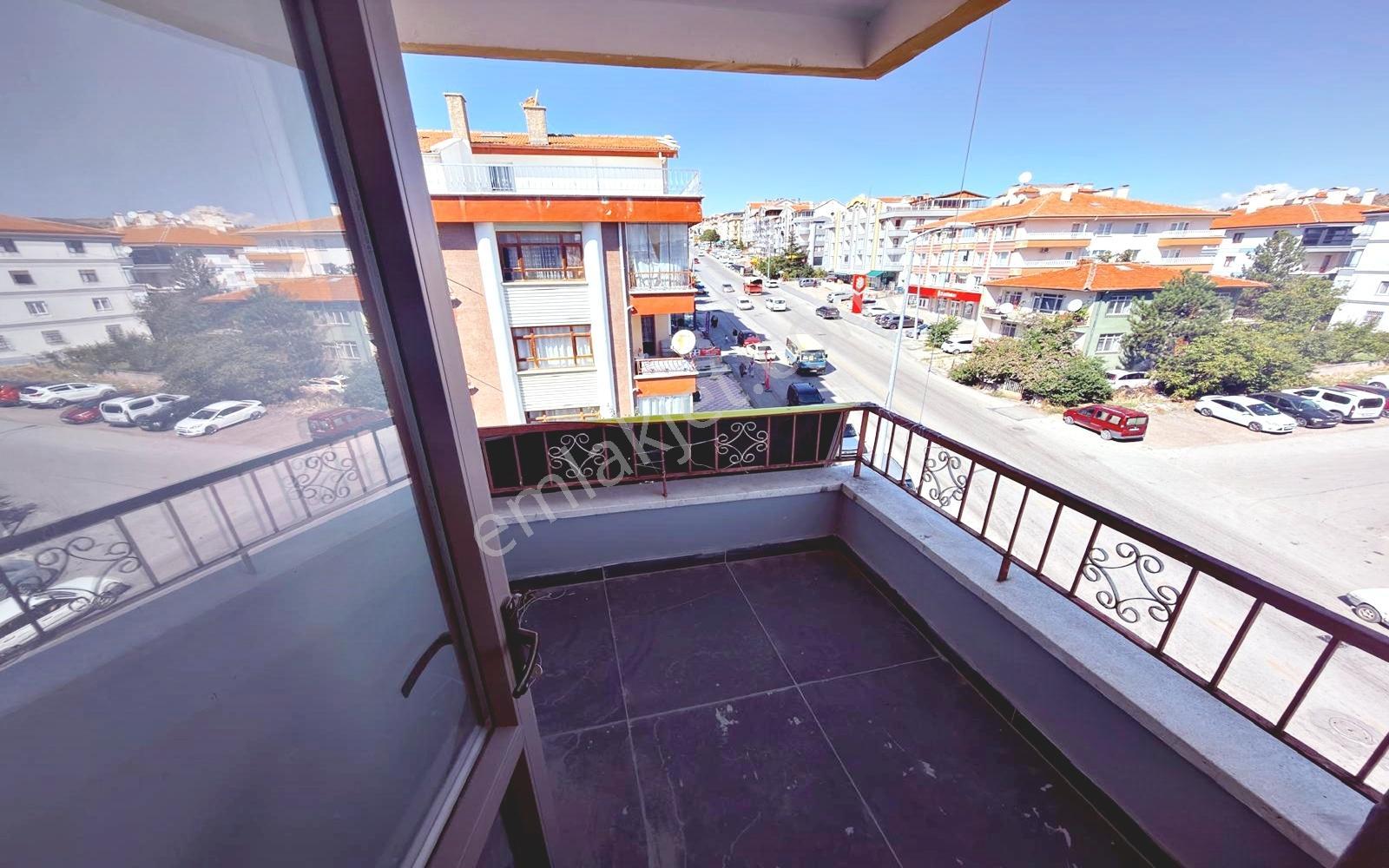 Bademlik'te Bademlik Yolu Cadde Üzeri Full+full Yapılı 4+1dublex — fotoğraf 11