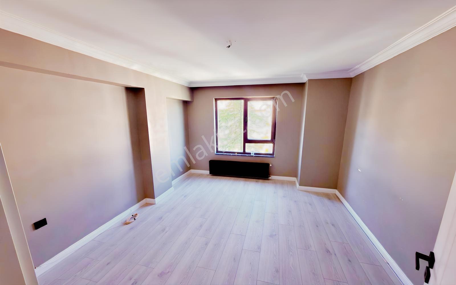 Bademlik'te Bademlik Yolu Cadde Üzeri Full+full Yapılı 4+1dublex — fotoğraf 19