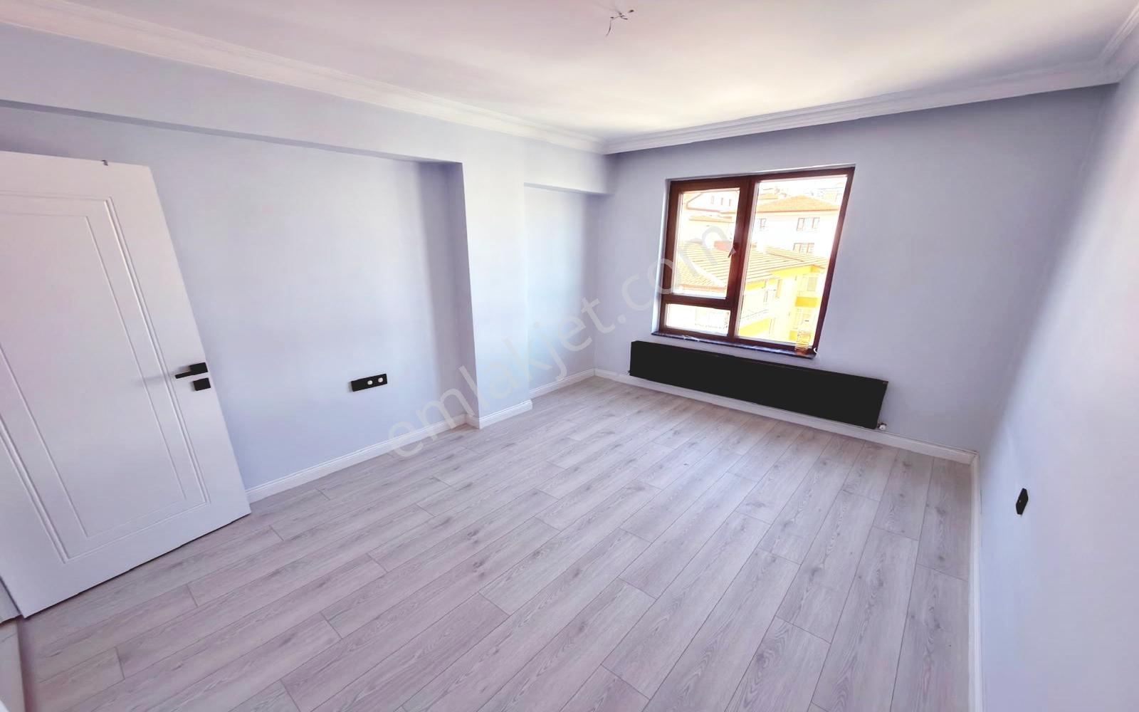 Bademlik'te Bademlik Yolu Cadde Üzeri Full+full Yapılı 4+1dublex — fotoğraf 31