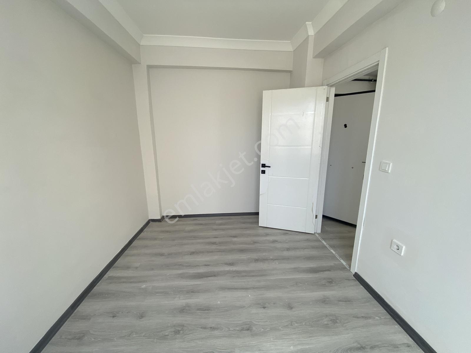 Zenith Real Estate Satılık Çarşı İçi 2+1 Sıfır Açık Mutfak Daire — fotoğraf 10