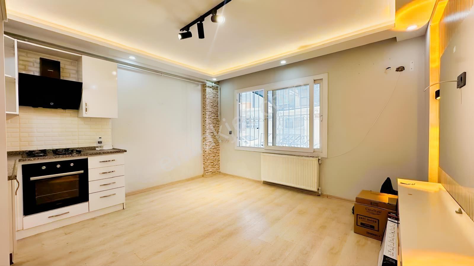Aktiften Yüksek Giriş, Komple Yenilenmiş Şık 2+1 Satılık Daire — fotoğraf 2