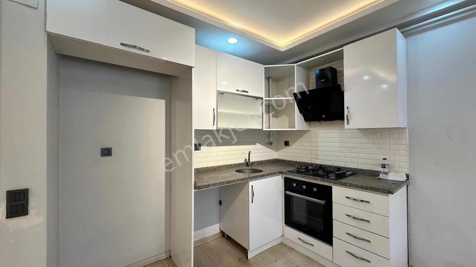 Aktiften Yüksek Giriş, Komple Yenilenmiş Şık 2+1 Satılık Daire — fotoğraf 4