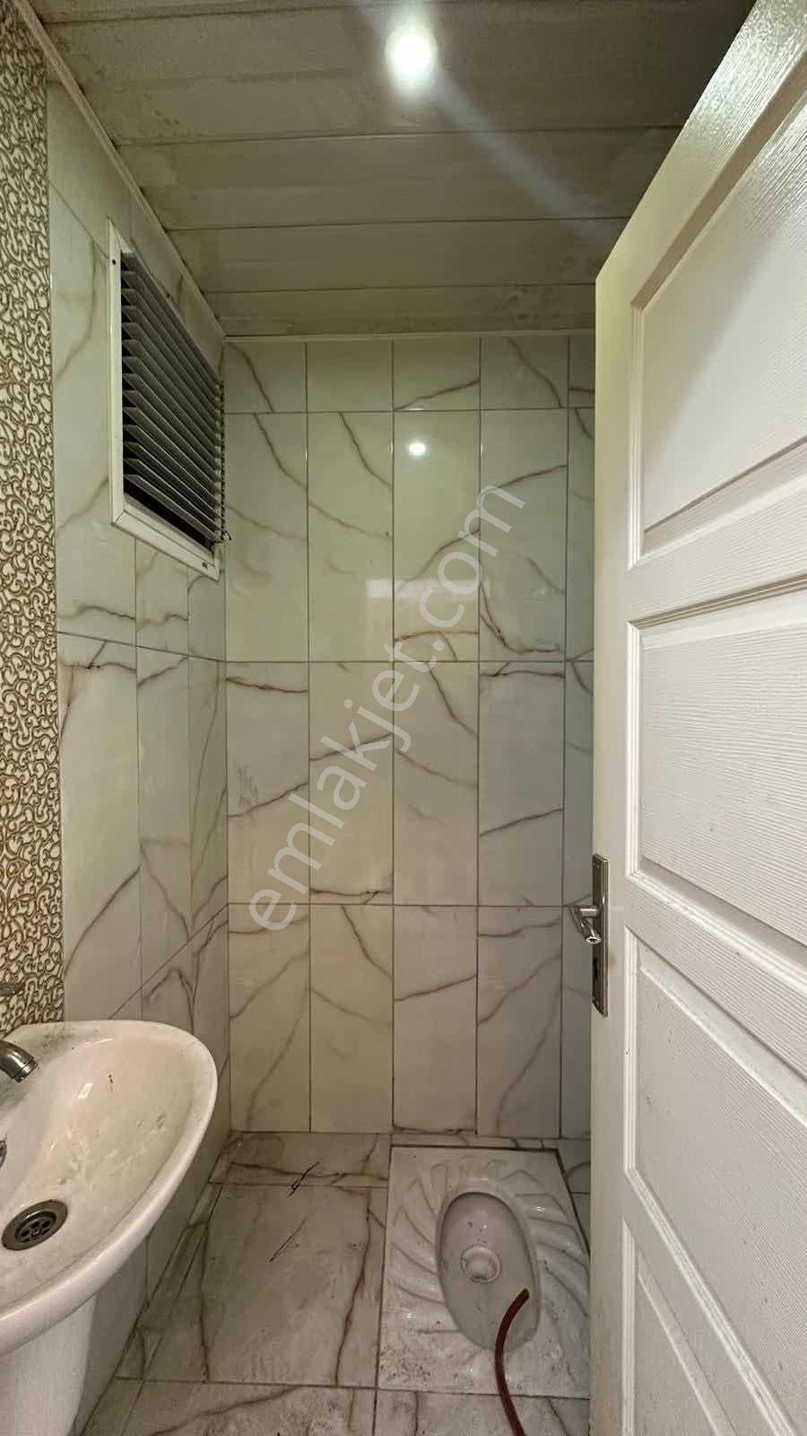 Aktiften Yüksek Giriş, Komple Yenilenmiş Şık 2+1 Satılık Daire — fotoğraf 6