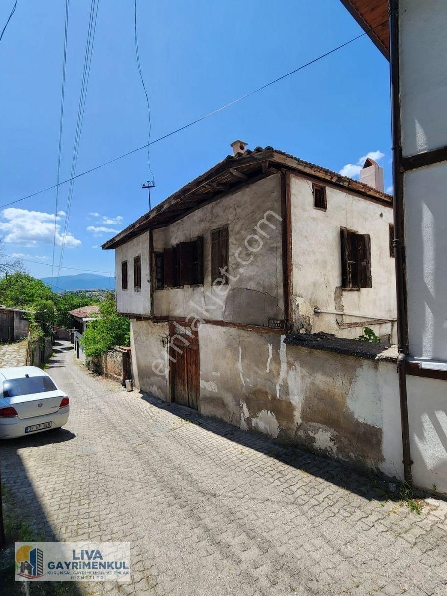 Karabük Safranbolu Babasultan Mahallesinde Satılık 2 Katlı Tarihi Konak Ve Bahçesi, — fotoğraf 3