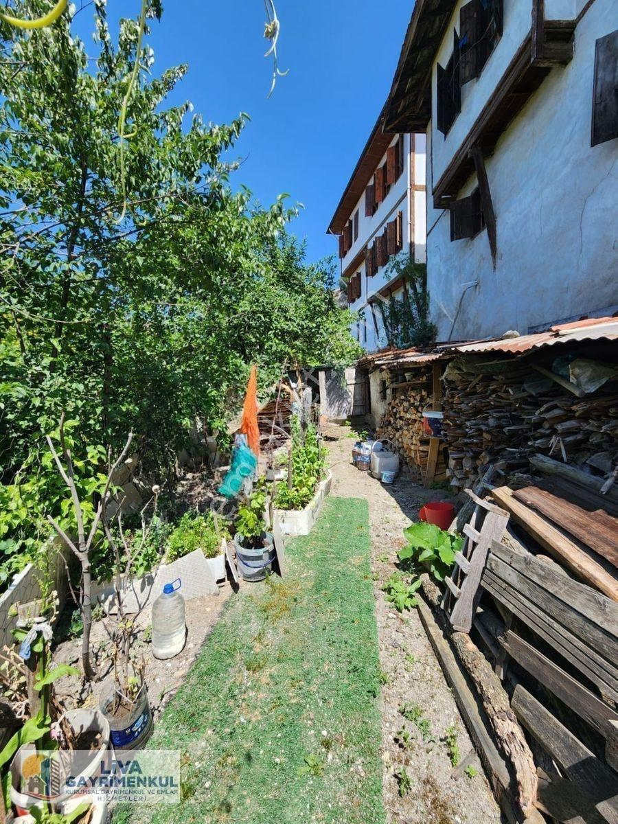 Karabük Safranbolu Babasultan Mahallesinde Satılık 2 Katlı Tarihi Konak Ve Bahçesi, — fotoğraf 28