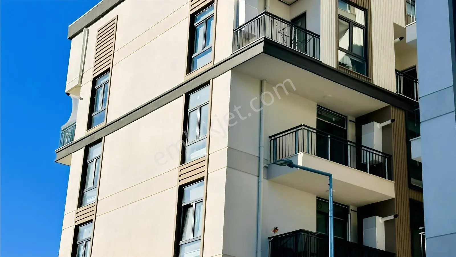 Remax Advantage'dan Görükle'de Eşyalı Sıfır 2+1 Satılık Daire — fotoğraf 4