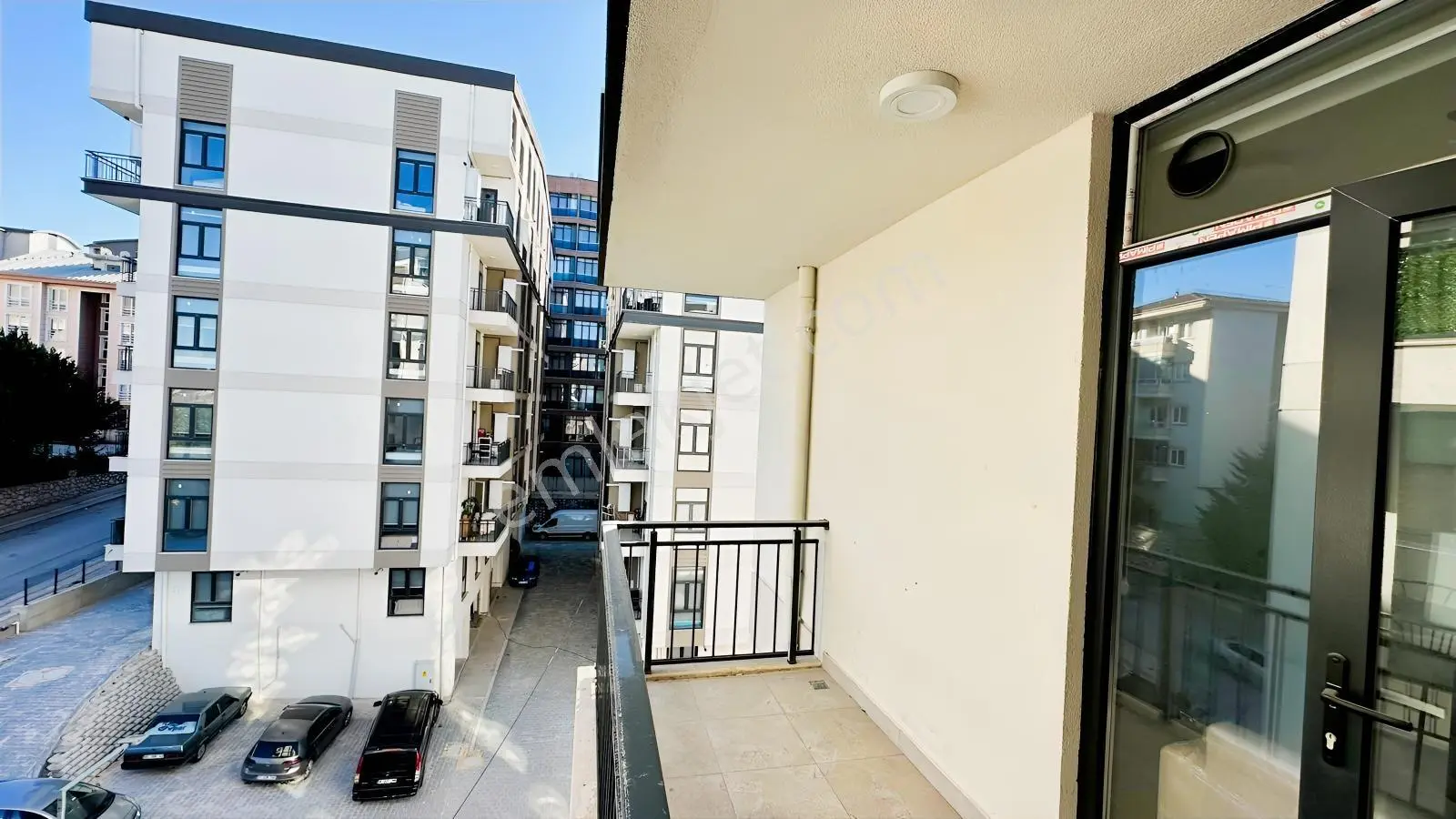 Remax Advantage'dan Görükle'de Eşyalı Sıfır 2+1 Satılık Daire — fotoğraf 5