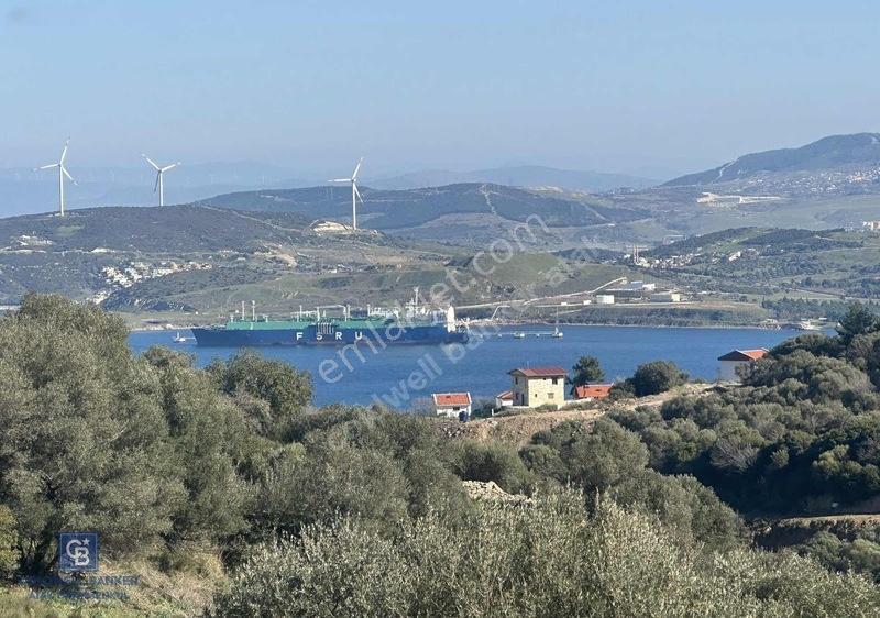 Yeni Foça Cumhuriyet Mahallesi'Nde Deniz Manzaralı Satılık Arsa