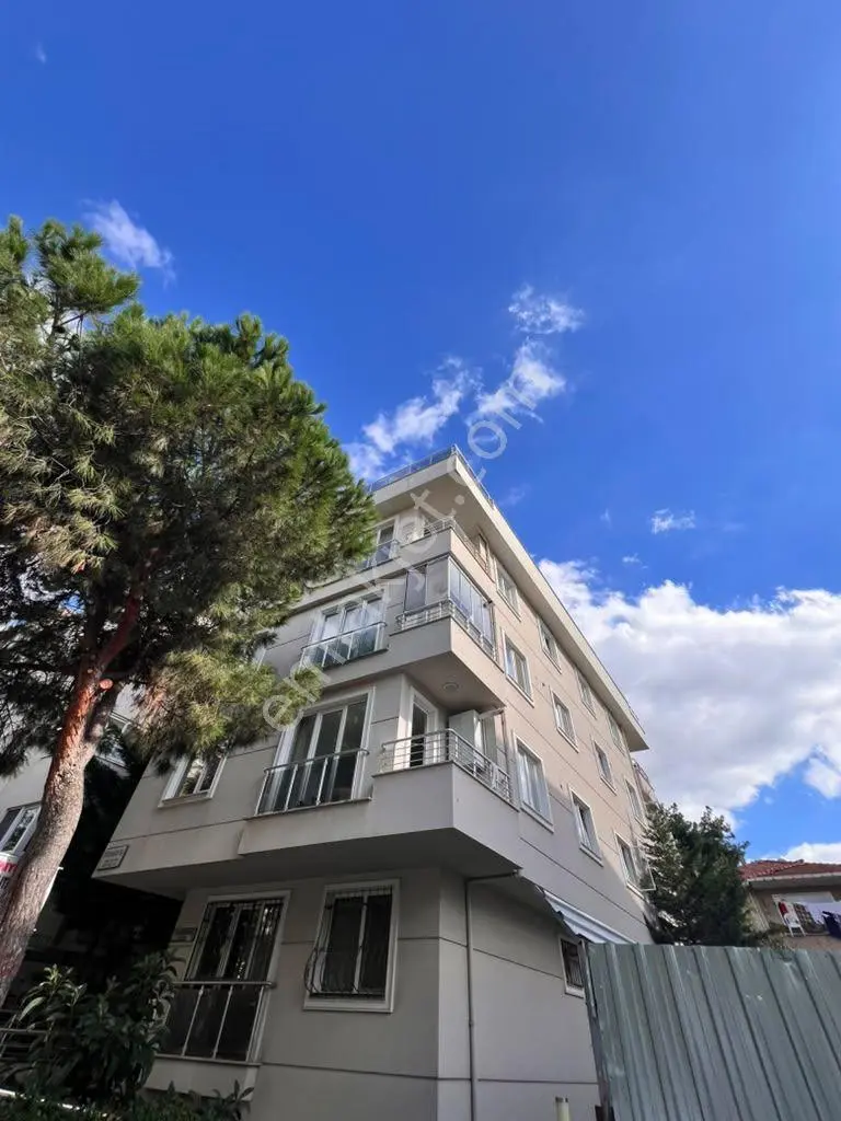 Kaçmaz'dan Altıntepe'de Marmaraya Yakın A.mutfaklı Balkonlu 2+1 — fotoğraf 45