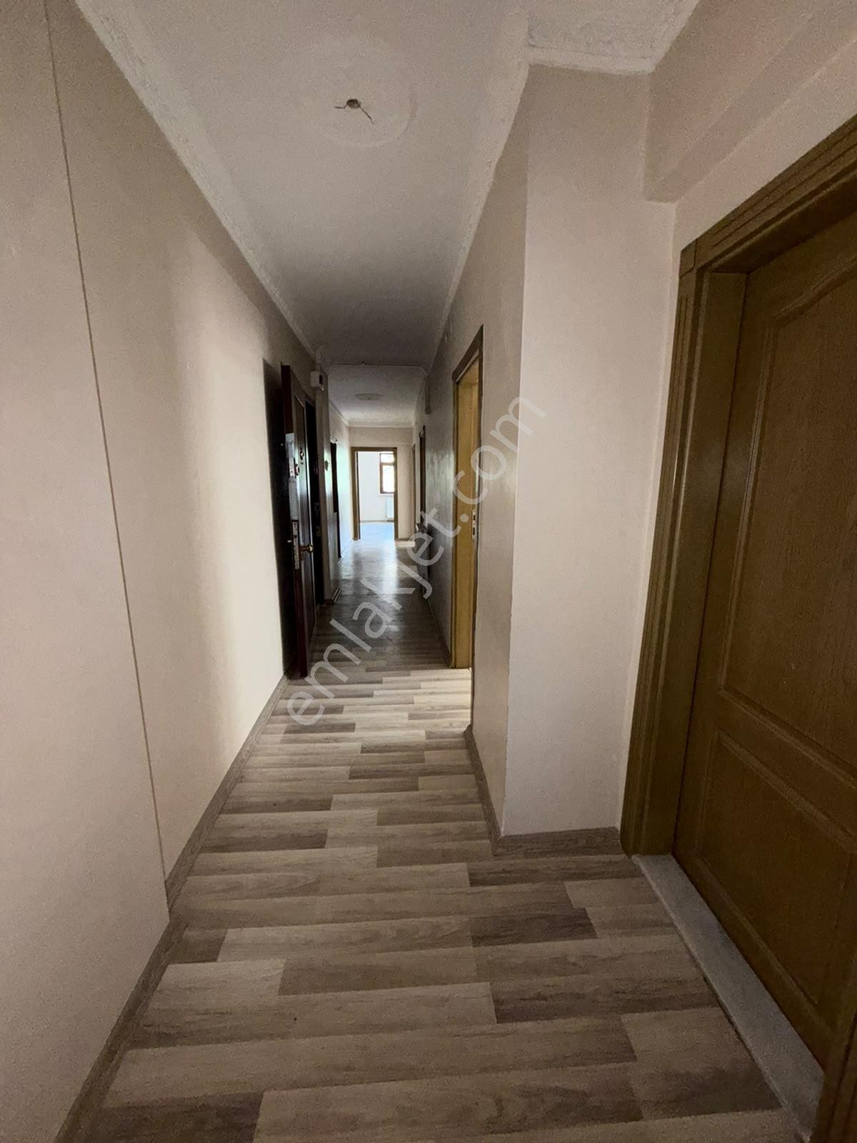 3+1 Masrafsız Oturuma Hazır Daire — fotoğraf 6