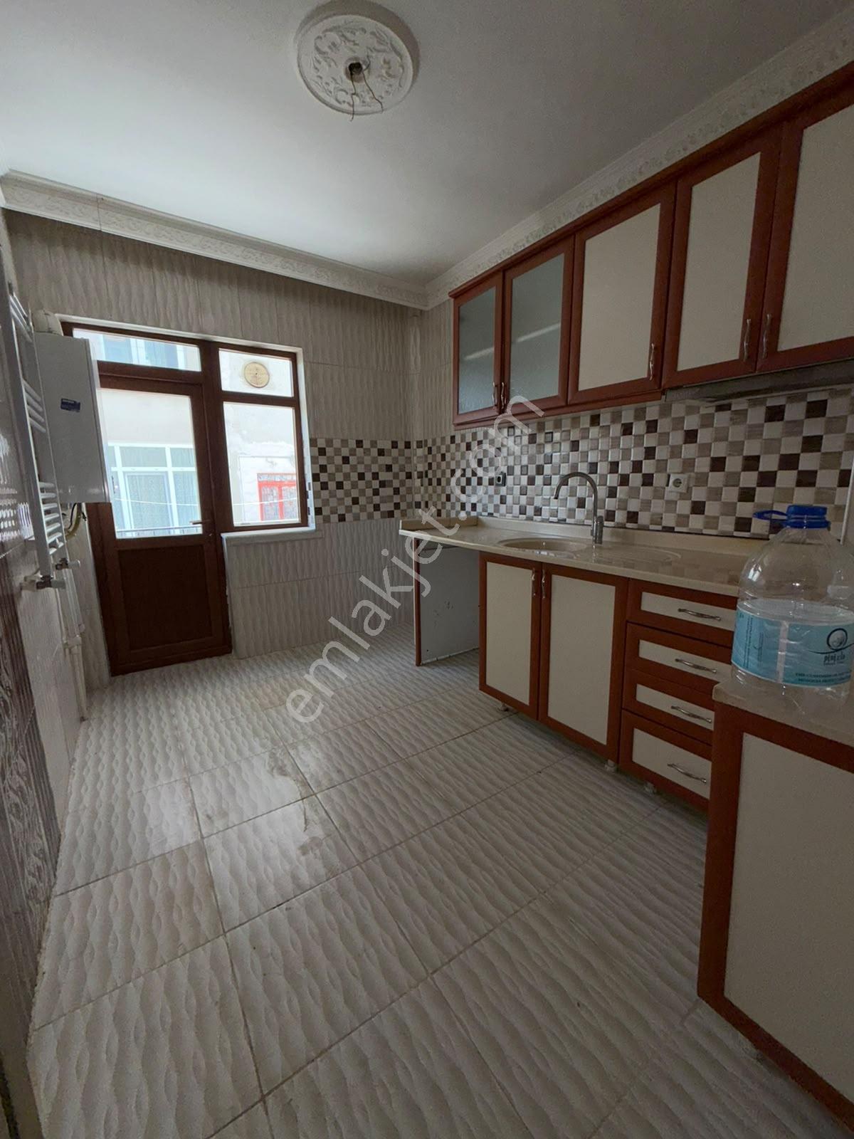 3+1 Masrafsız Oturuma Hazır Daire — fotoğraf 7