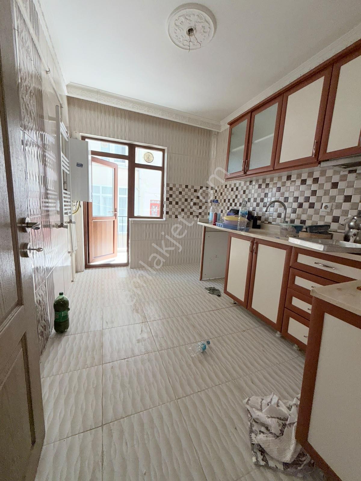 3+1 Masrafsız Oturuma Hazır Daire — fotoğraf 8