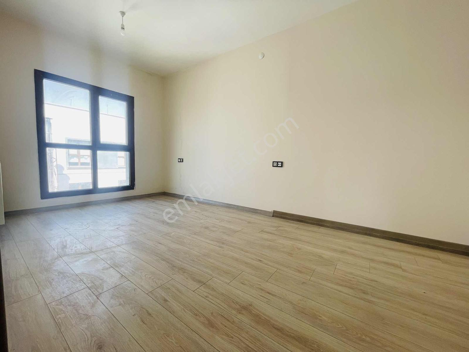 Güç Emlaktan Satılık 3+1 Yeni Batıkent Tokiler De Daire — fotoğraf 2