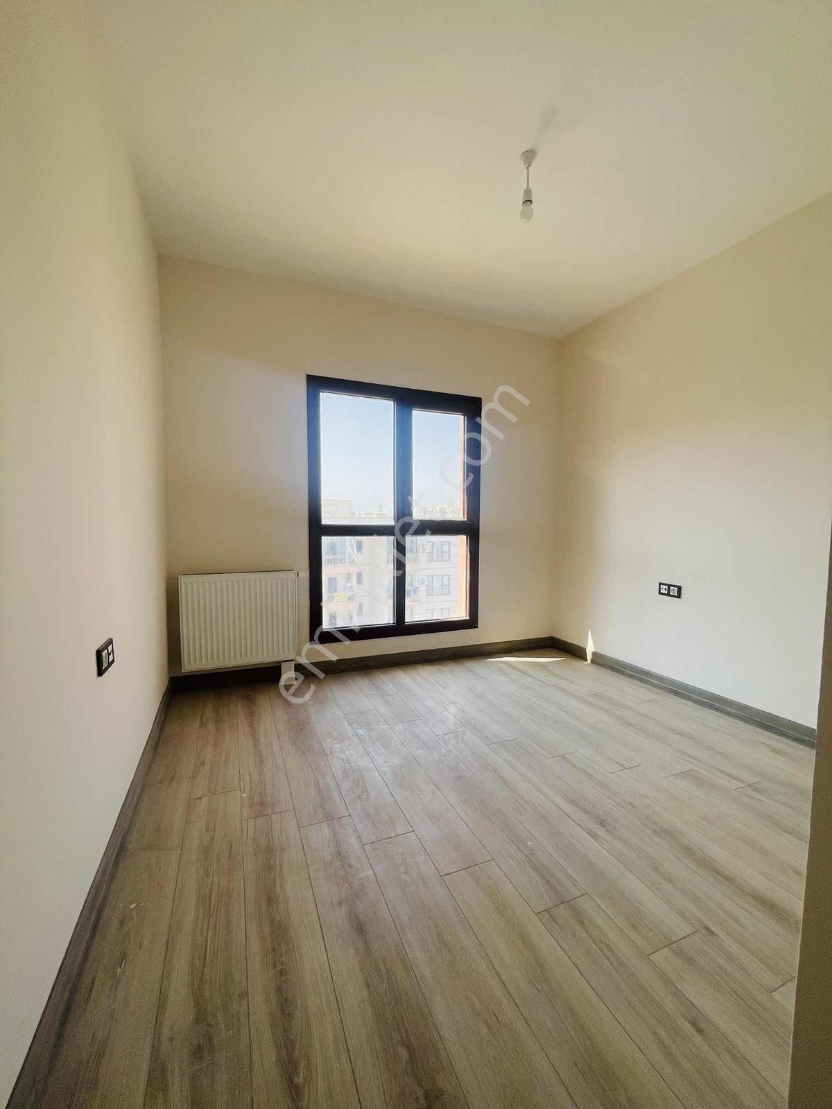 Güç Emlaktan Satılık 3+1 Yeni Batıkent Tokiler De Daire — fotoğraf 3