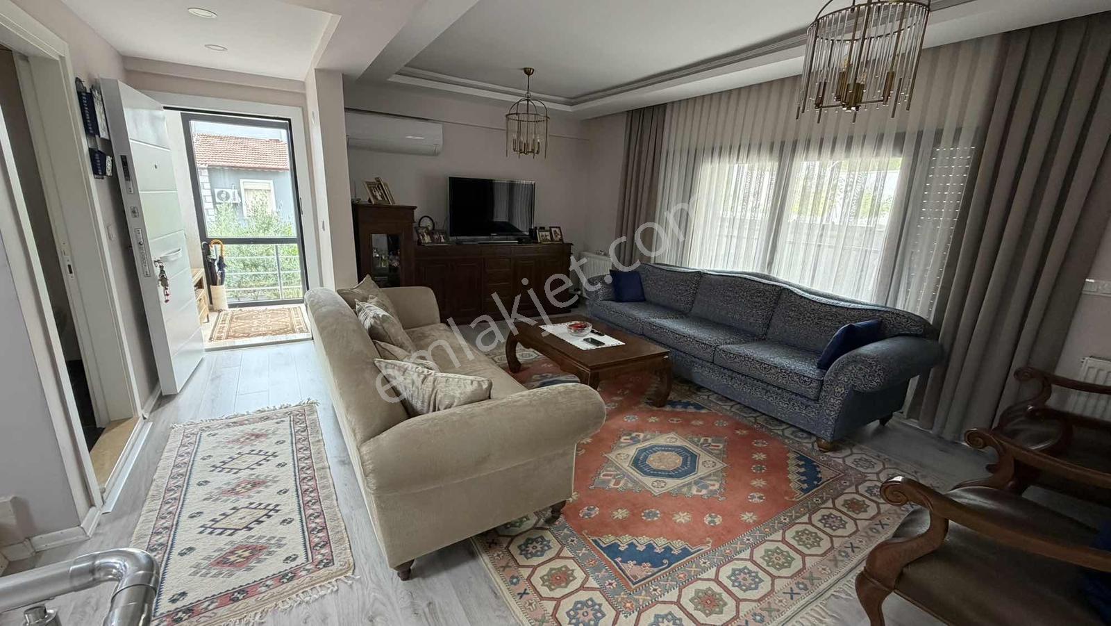 Mavi Yeşil Konaklarında Denize 200 M Mesafede Tam Müstakil Villa — fotoğraf 7