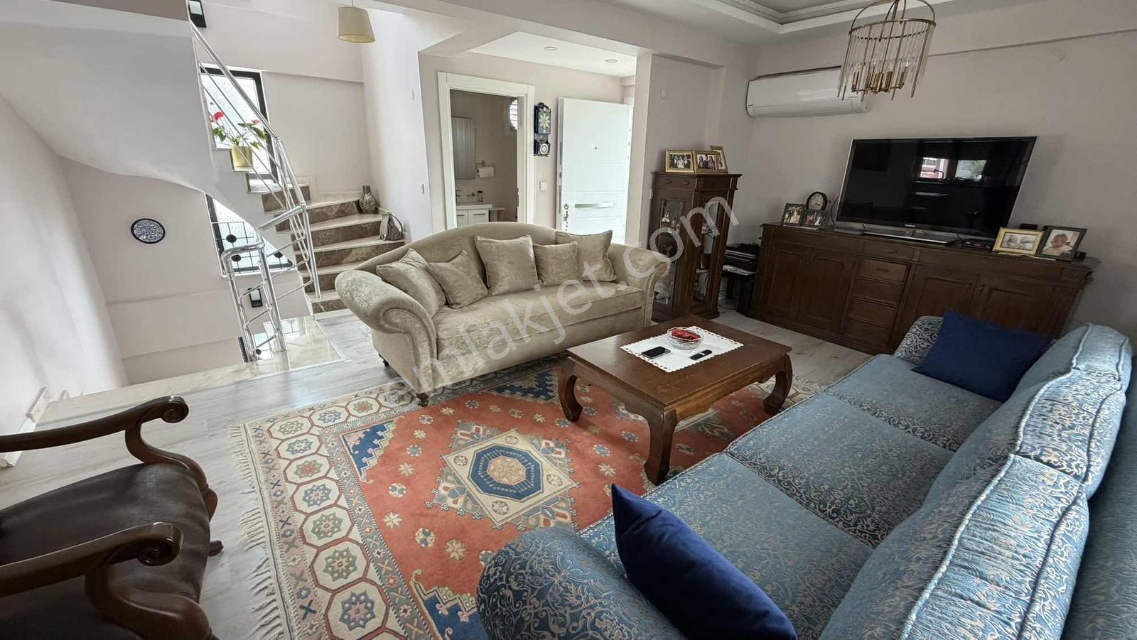 Mavi Yeşil Konaklarında Denize 200 M Mesafede Tam Müstakil Villa — fotoğraf 8