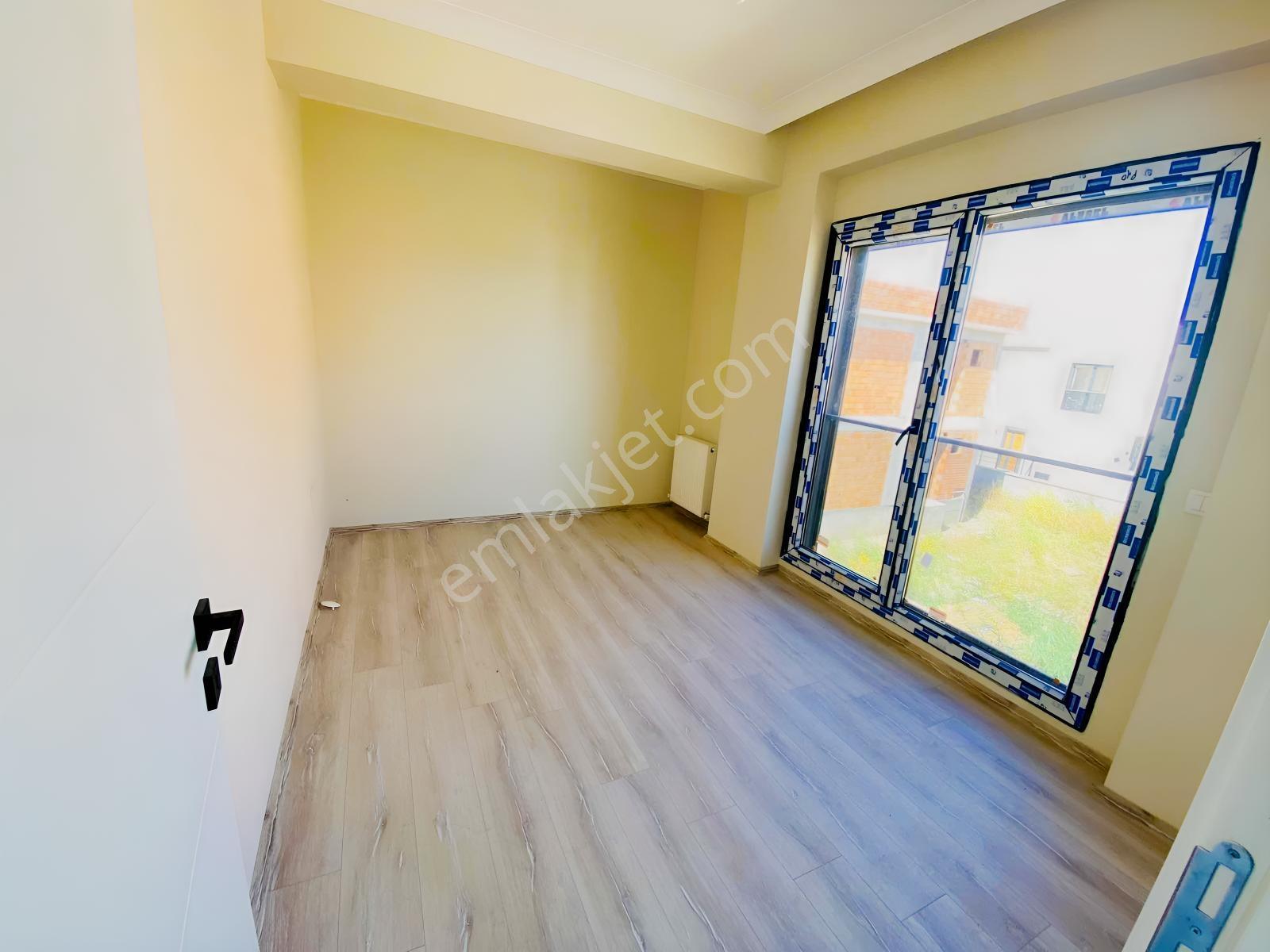Denize Yürüme Mesafesinde Bahçeli Site İçi Müstakil 3+1 Villa — fotoğraf 11