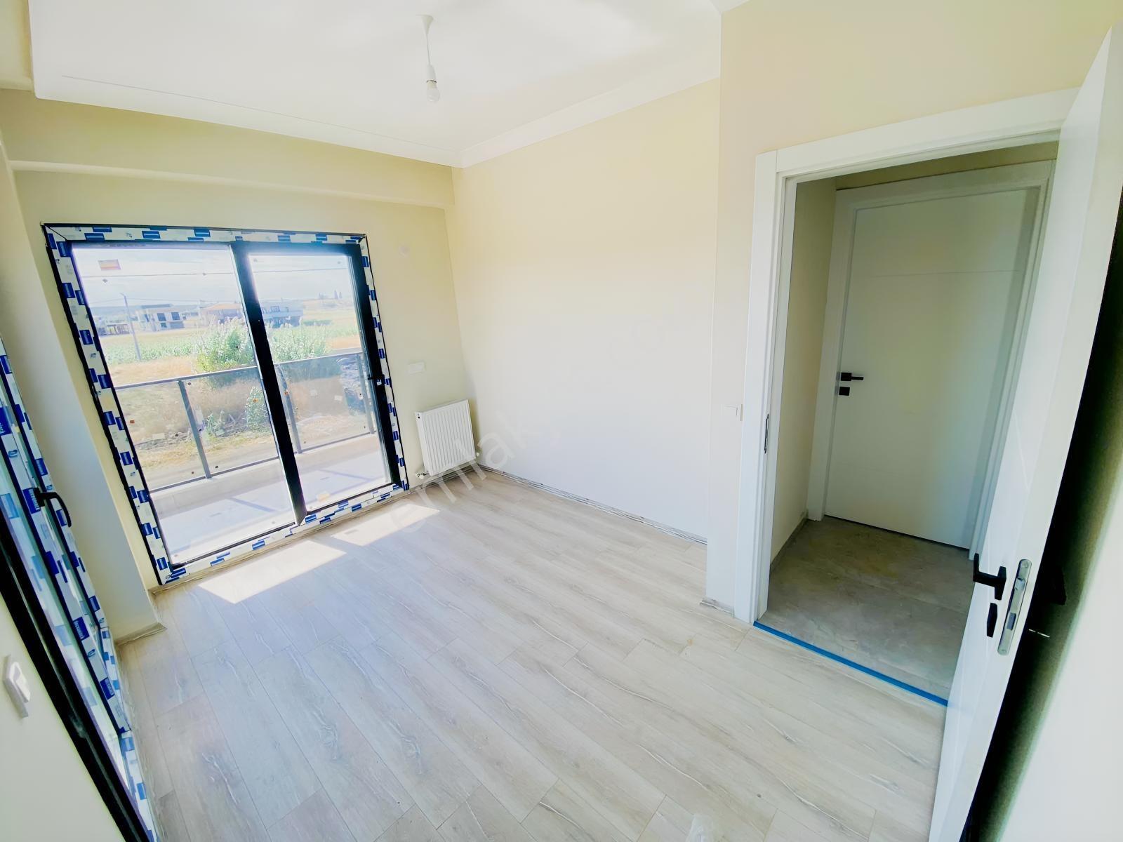 Denize Yürüme Mesafesinde Bahçeli Site İçi Müstakil 3+1 Villa — fotoğraf 14