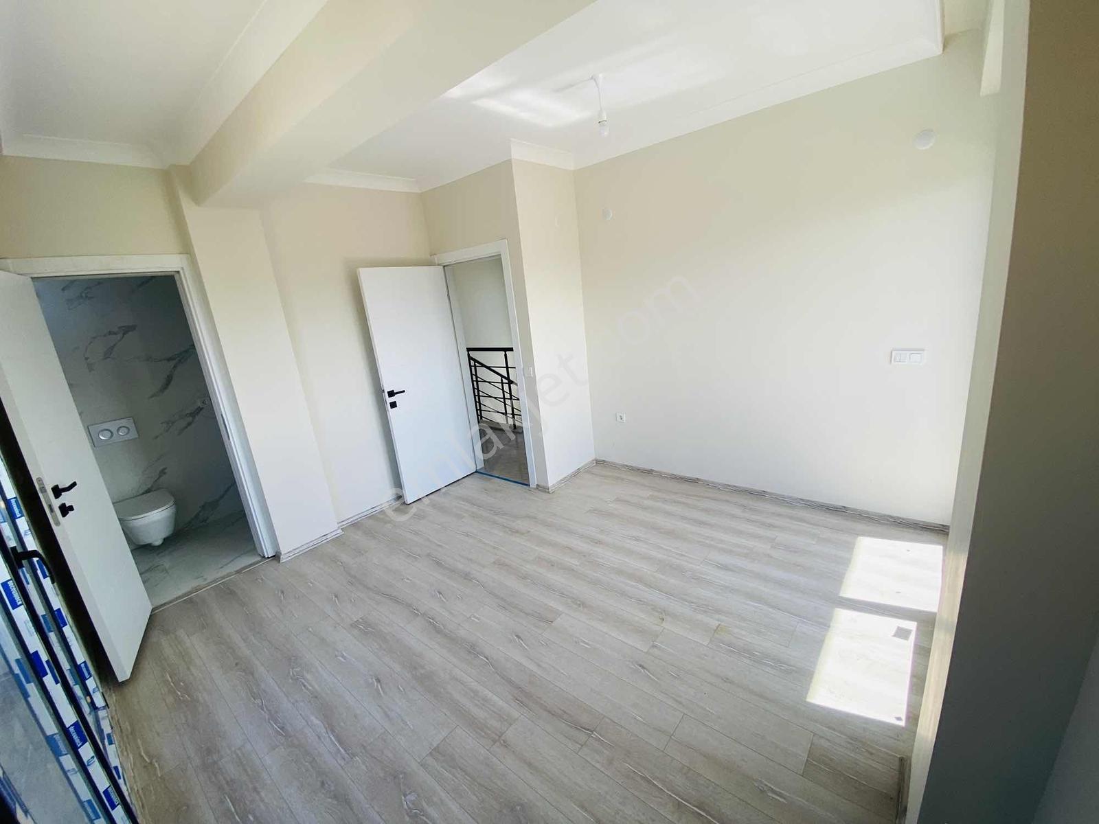 Denize Yürüme Mesafesinde Bahçeli Site İçi Müstakil 3+1 Villa — fotoğraf 15