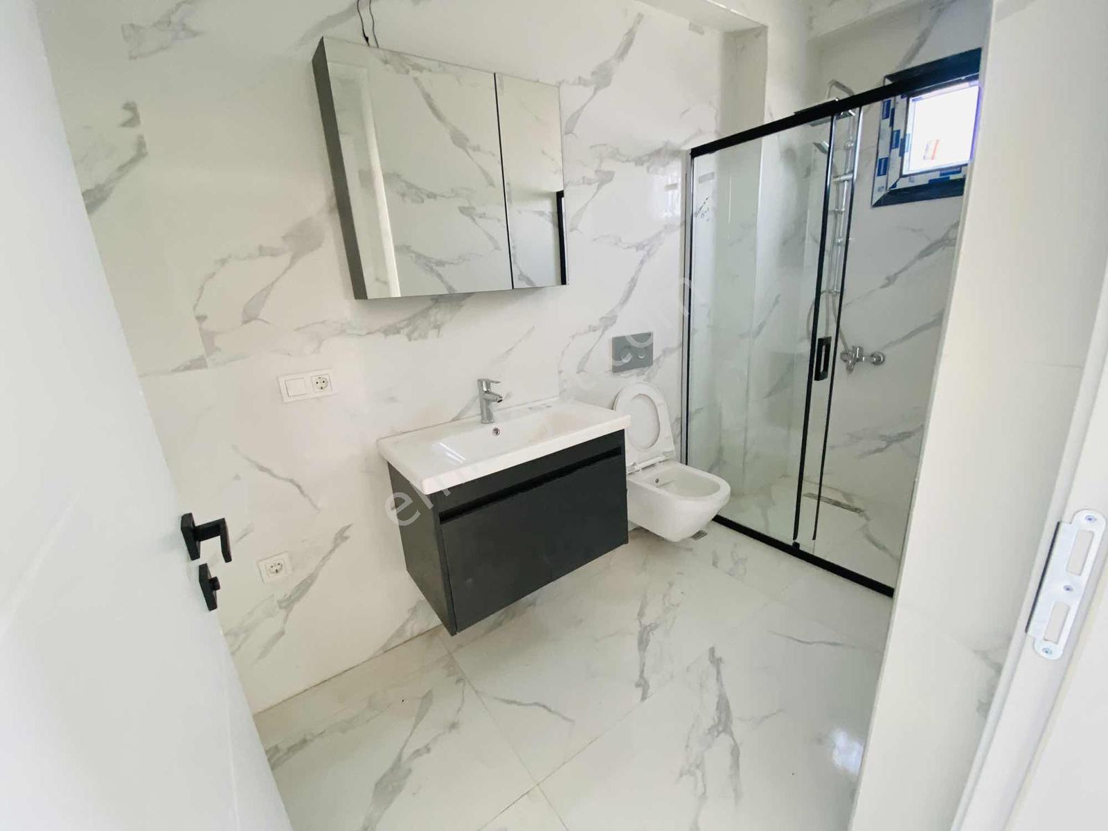 Denize Yürüme Mesafesinde Bahçeli Site İçi Müstakil 3+1 Villa — fotoğraf 33