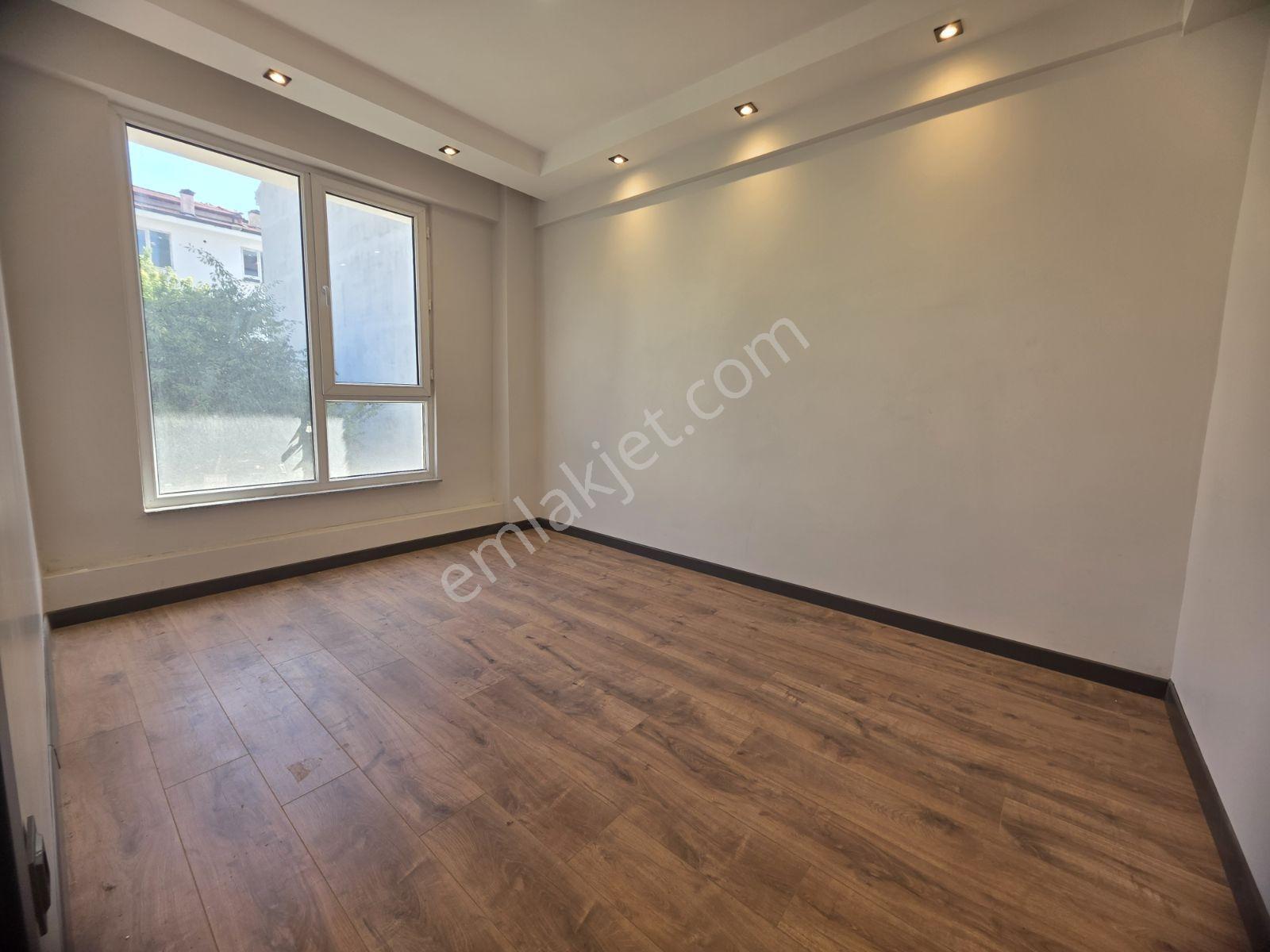 Rw Nestten Çamlıcada Satılık Ön Cephe Yeni 1+1 — fotoğraf 8
