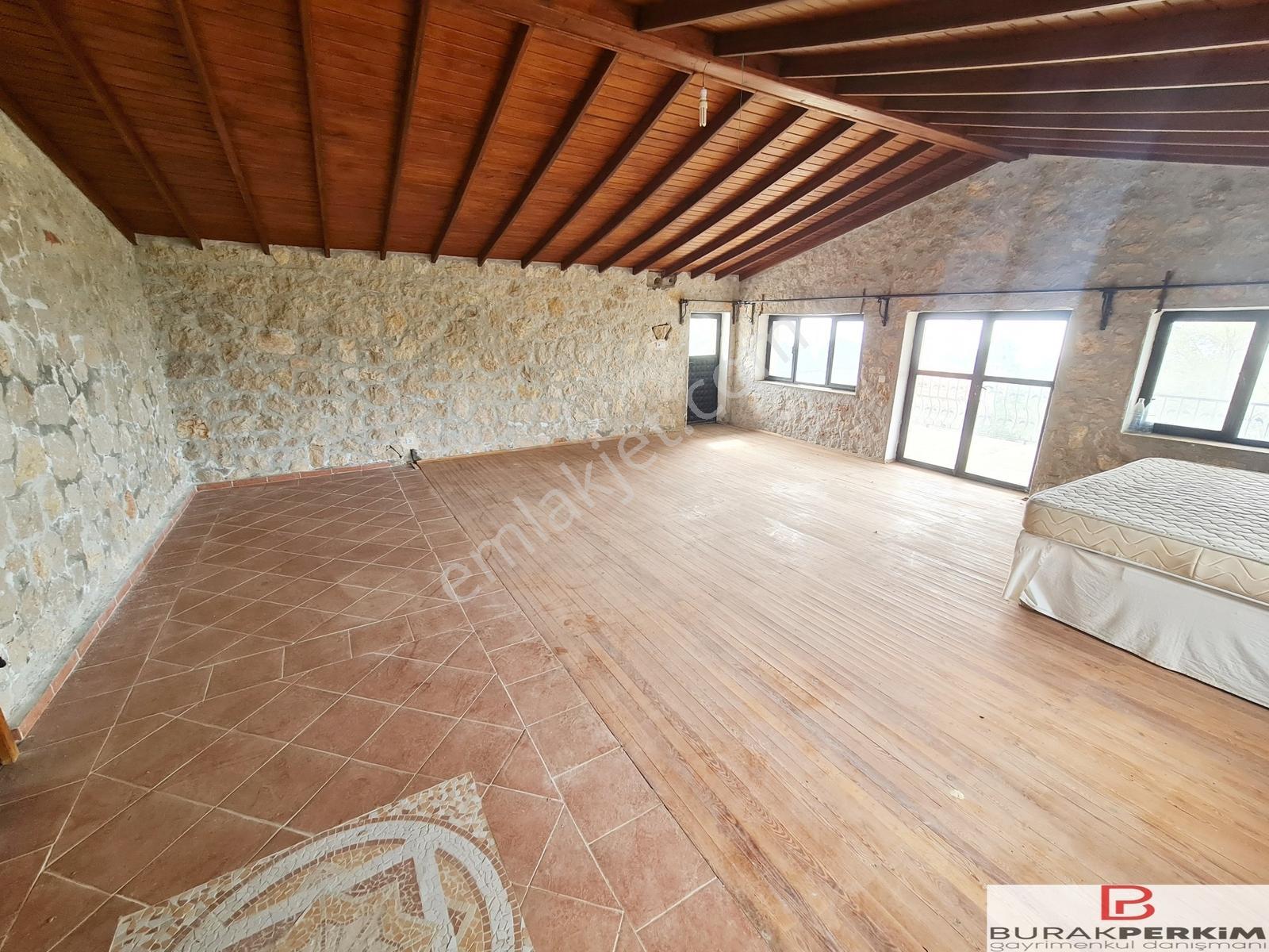 Likya Yolu Üzerinde Müstakil Tapulu 250 M² Satılık Taş Ev — fotoğraf 9