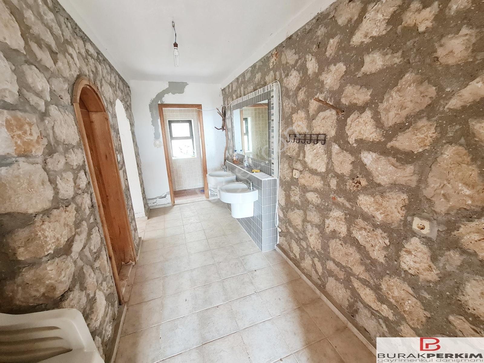 Likya Yolu Üzerinde Müstakil Tapulu 250 M² Satılık Taş Ev — fotoğraf 10