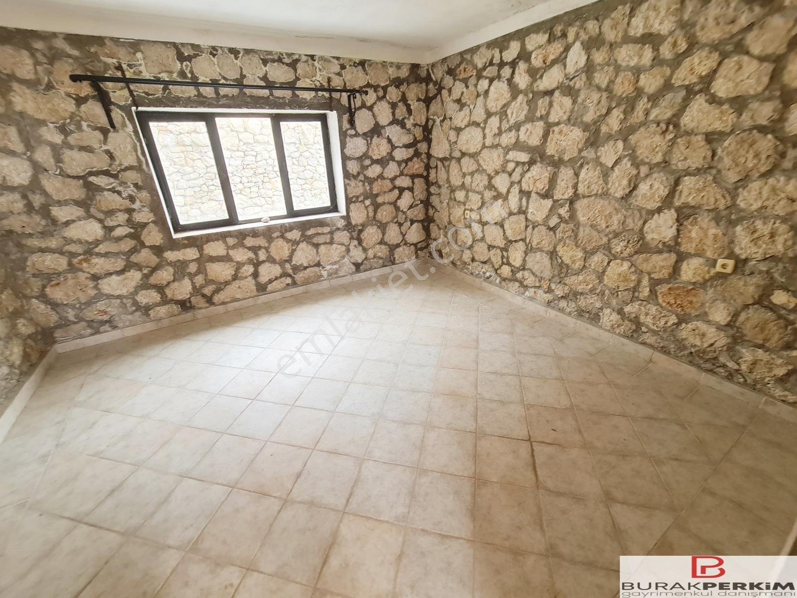 Likya Yolu Üzerinde Müstakil Tapulu 250 M² Satılık Taş Ev — fotoğraf 11
