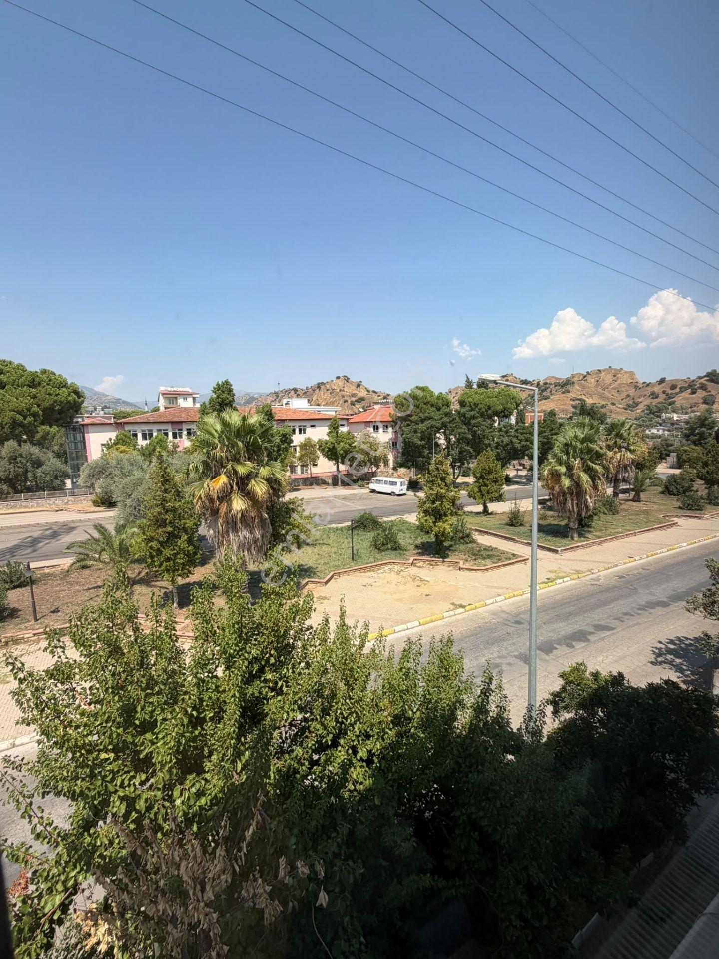 Nazilli Pınarbaşı Mahallesi’nde Satılık 196 M2 Net Geniş 3+1 Daire — fotoğraf 19
