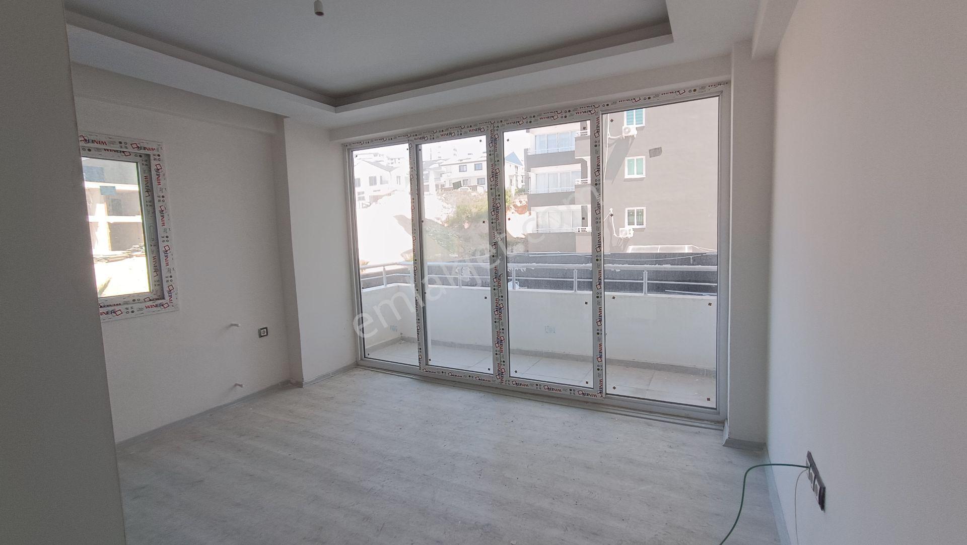 Sedat Alp İnşatta Bulvarüstü 1+1 Teraslı Daire — fotoğraf 4