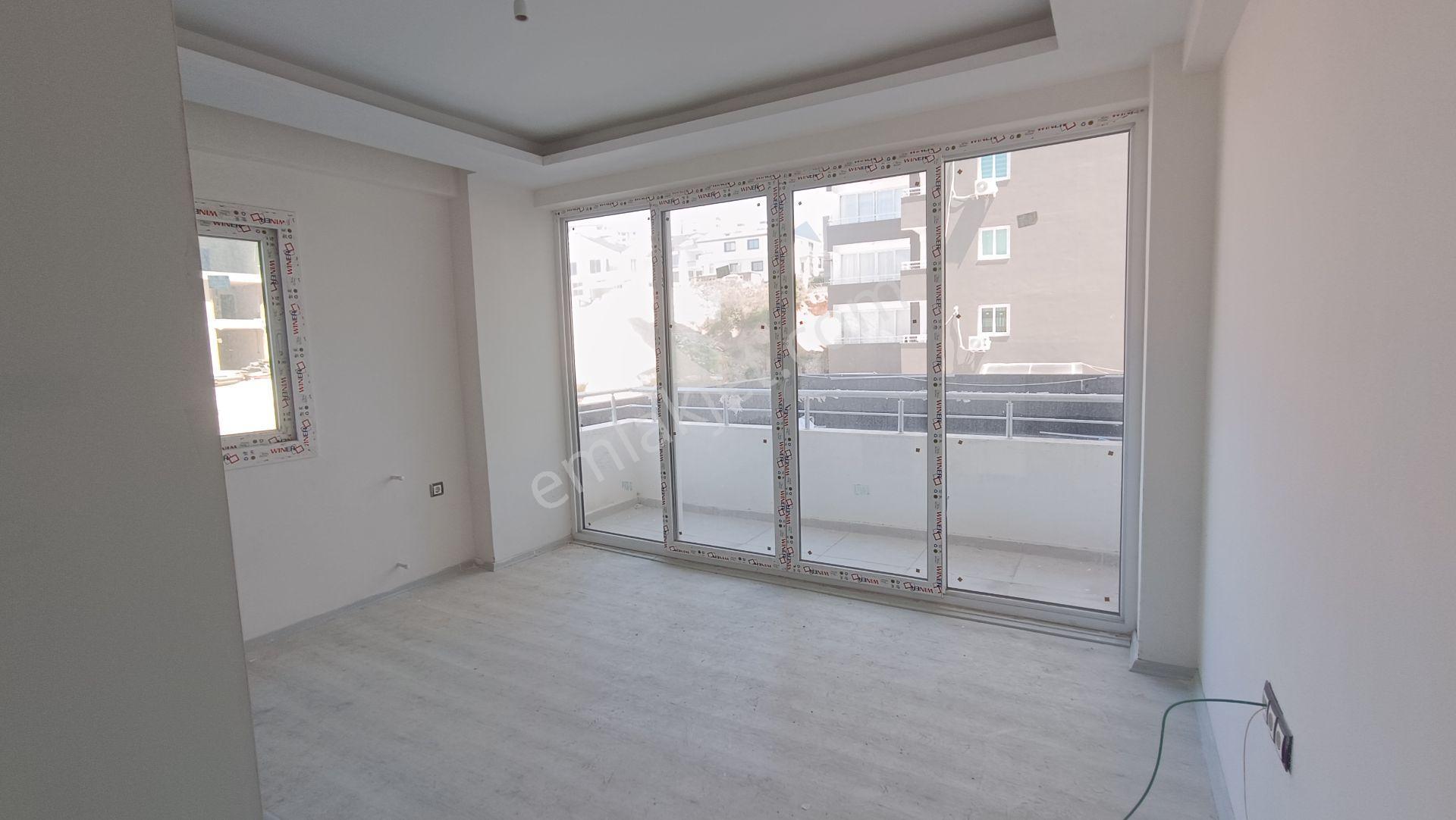 Sedat Alp İnşatta Bulvarüstü 1+1 Teraslı Daire — fotoğraf 6