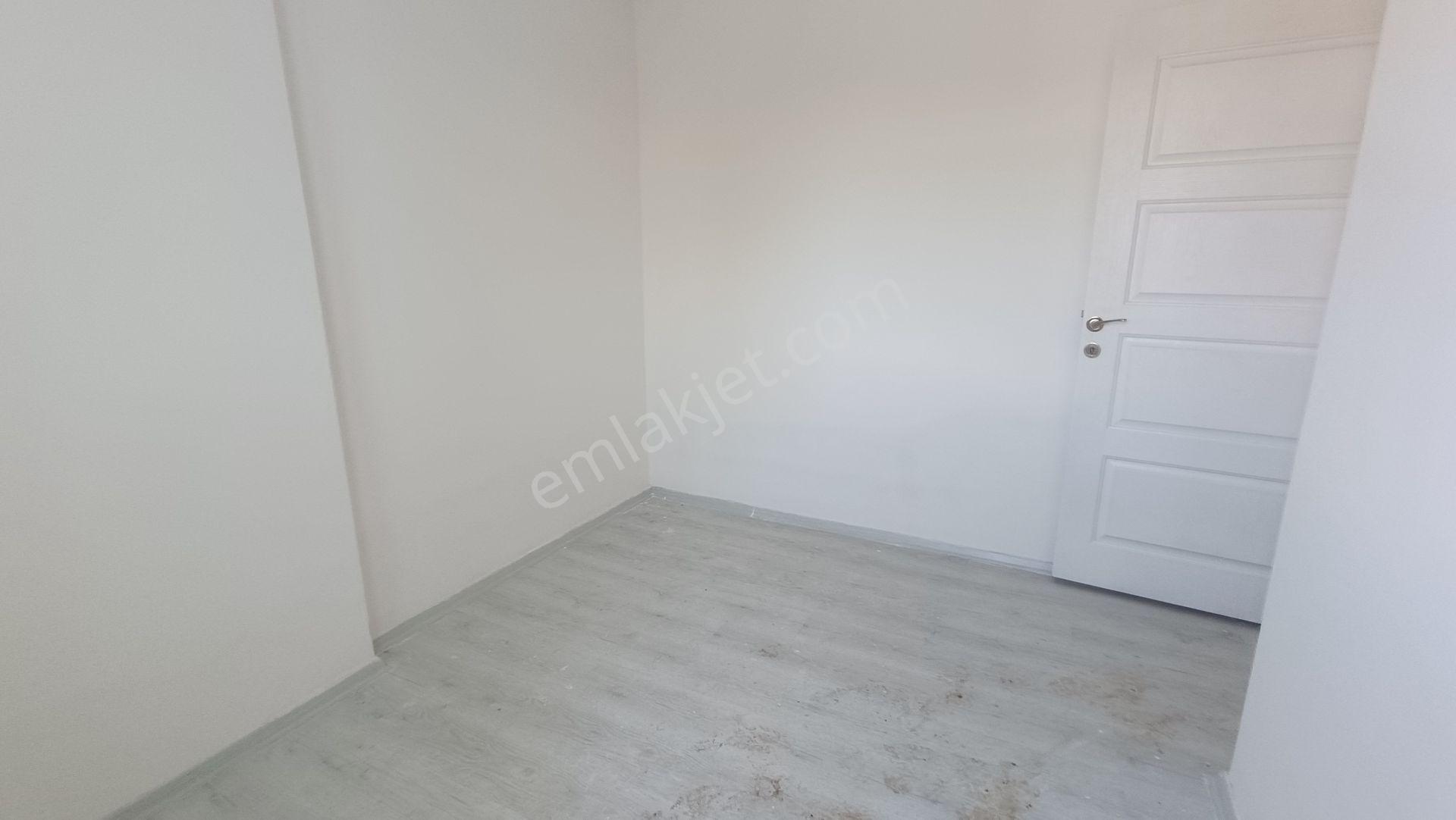 Sedat Alp İnşatta Bulvarüstü 1+1 Teraslı Daire — fotoğraf 21