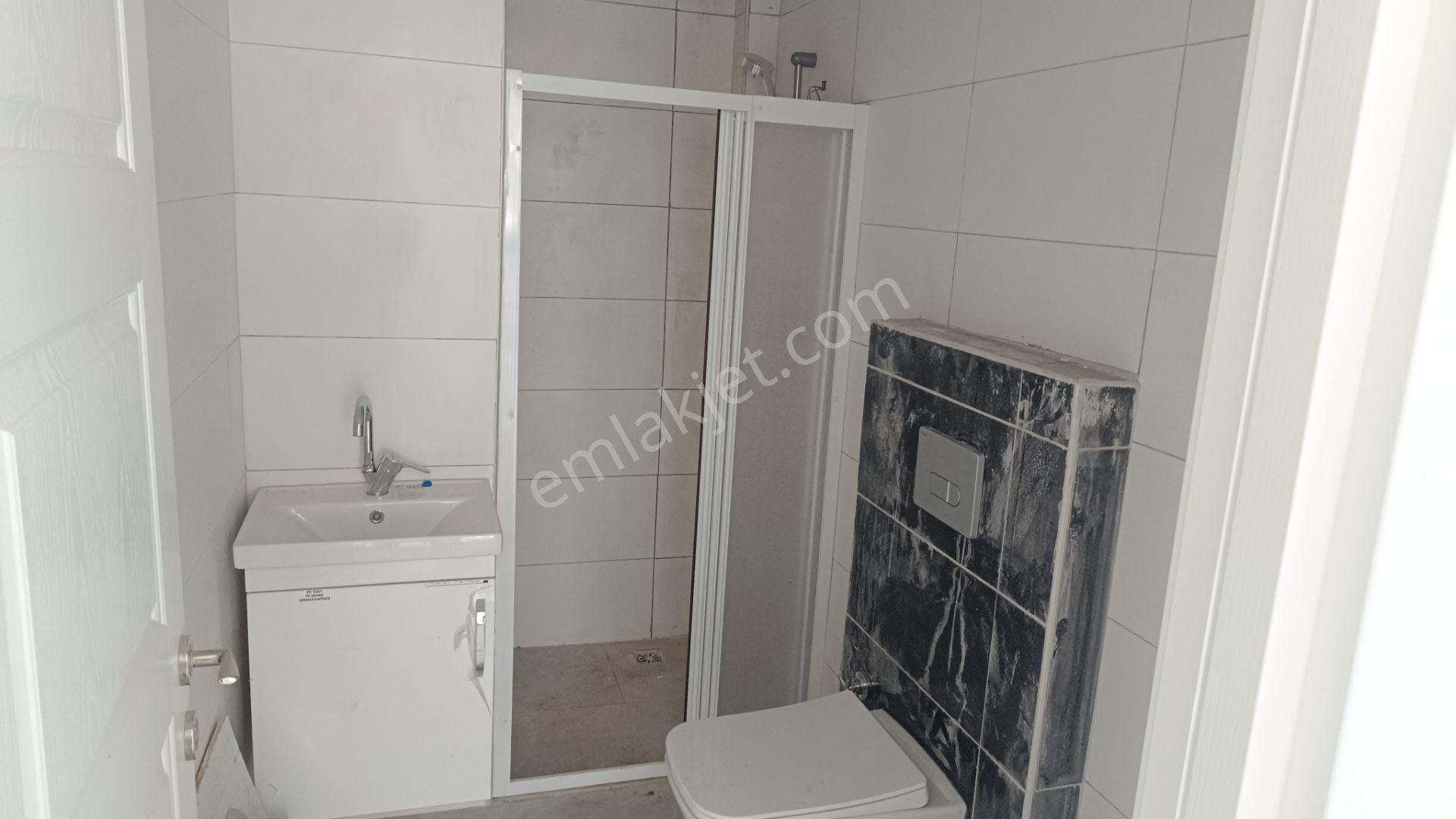 Sedat Alp İnşatta Bulvarüstü 1+1 Teraslı Daire — fotoğraf 24
